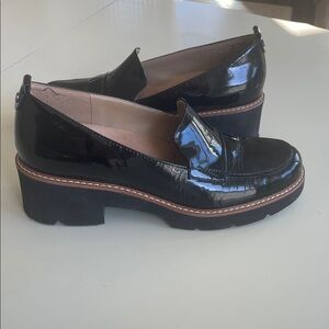 Naturalizer Black Loafers